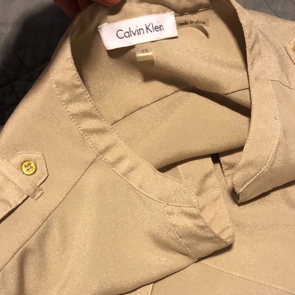 Calvin Klein rolled sleeved blouse - Picture 6 of 6